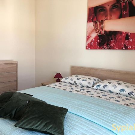 Apartament Jasminowy Shiraz Гдиня Екстериор снимка